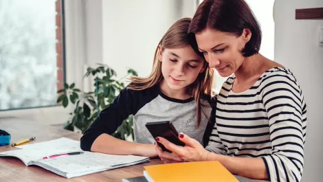 May 17 is Pink Shirt Day: How you can help prevent cyberbullying