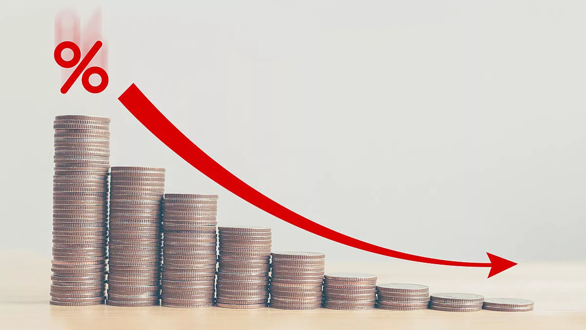Revenue down despite strong fourth quarter for server market