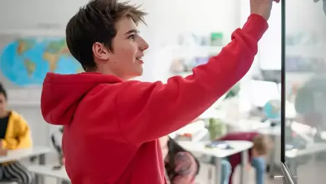 Wychwood launches Oxford AI micro-school for sixth form